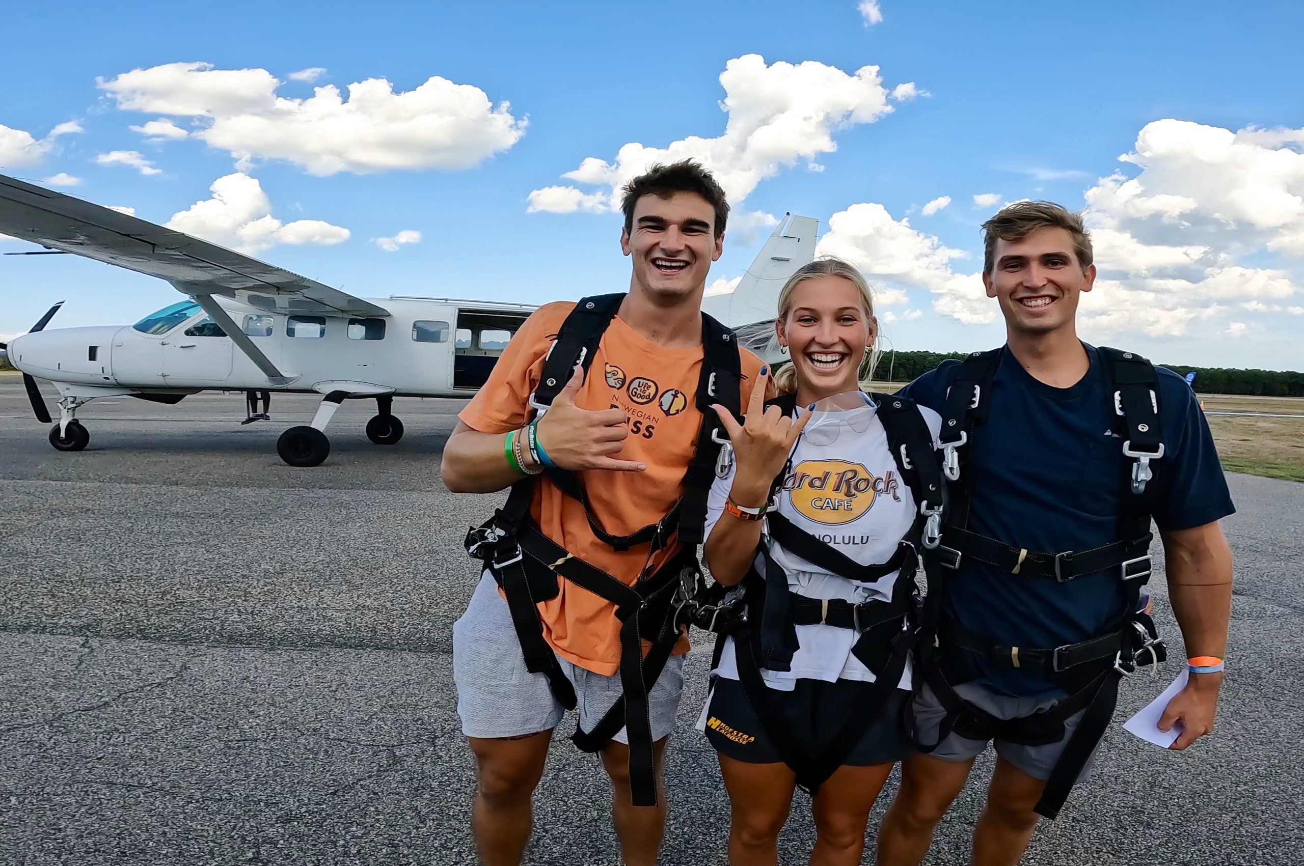 skydiving group