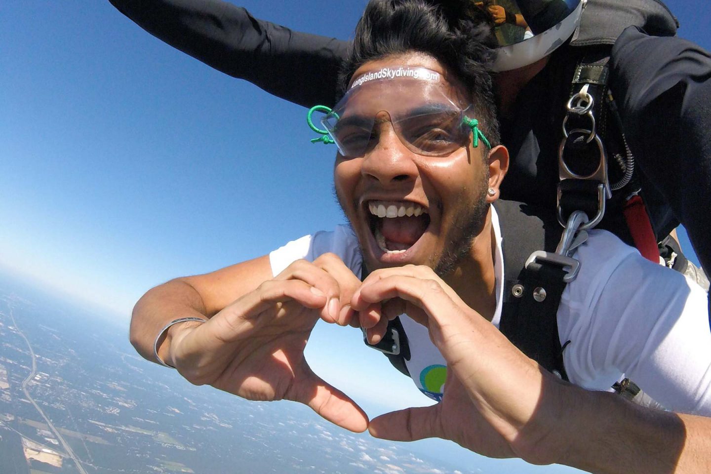 The Skydiving Pose Every Beginner Needs To Know The Arch