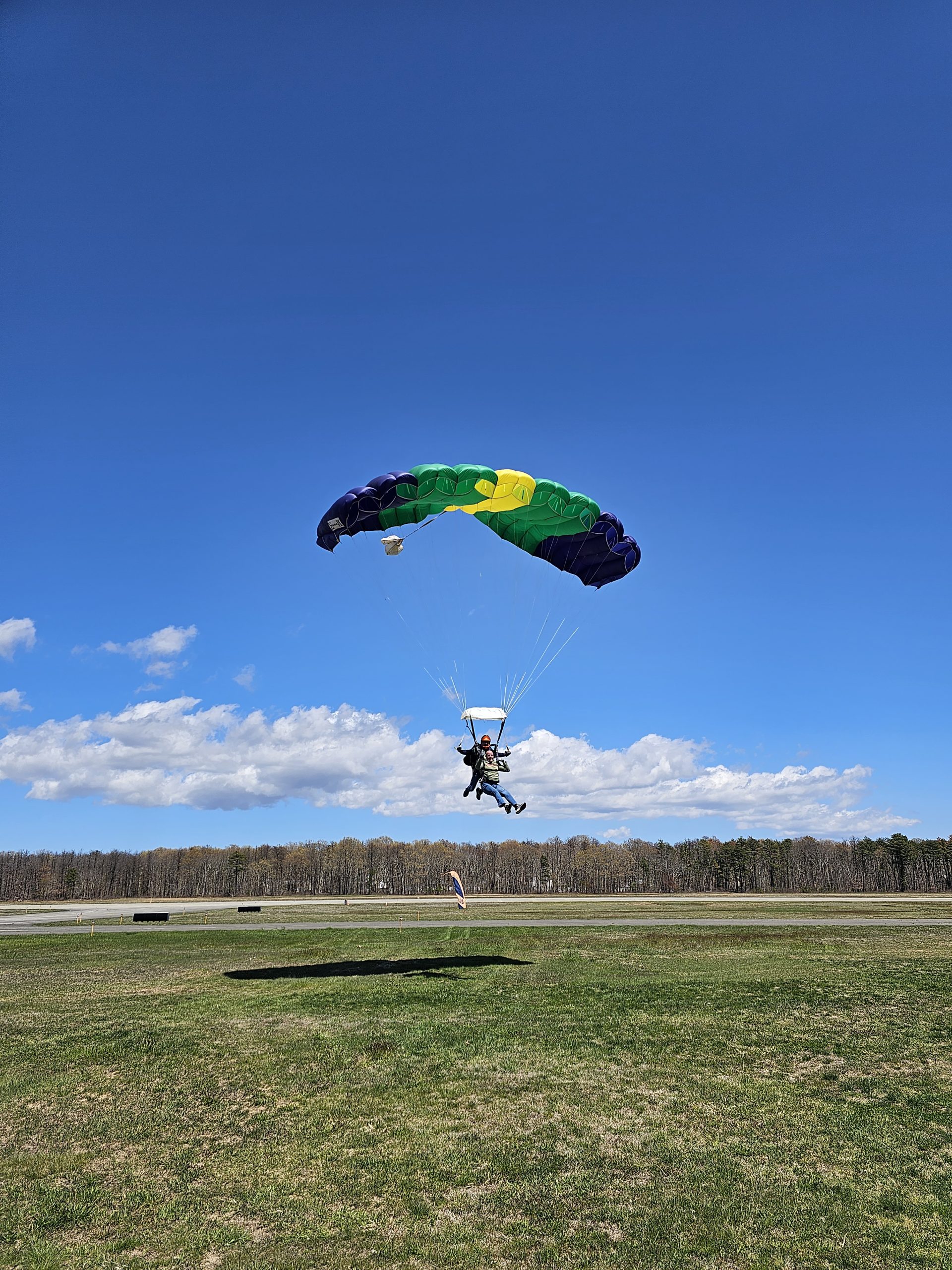 skydiving landing